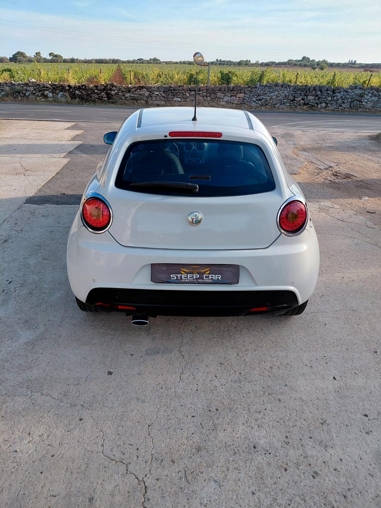 Alfa Romeo MiTo 1.3 JTDm-2 95 CV S&S Distinctive Sport Pack