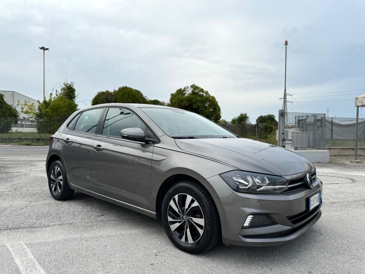 VOLKSWAGEN POLO Comfortline TGI Metano-Carplay