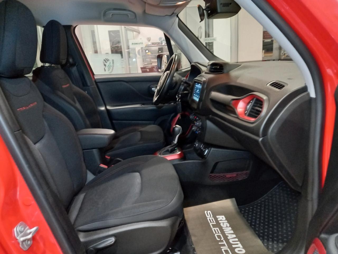 Jeep Renegade 2.0 Mjt 170CV 4WD Active Drive Low Trailhawk