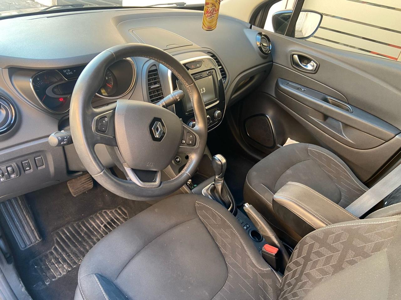 Renault Captur dCi 8V 90 CV EDC Business