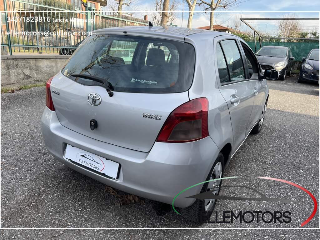 Toyota Yaris 5 Porte 1.0 Navi
