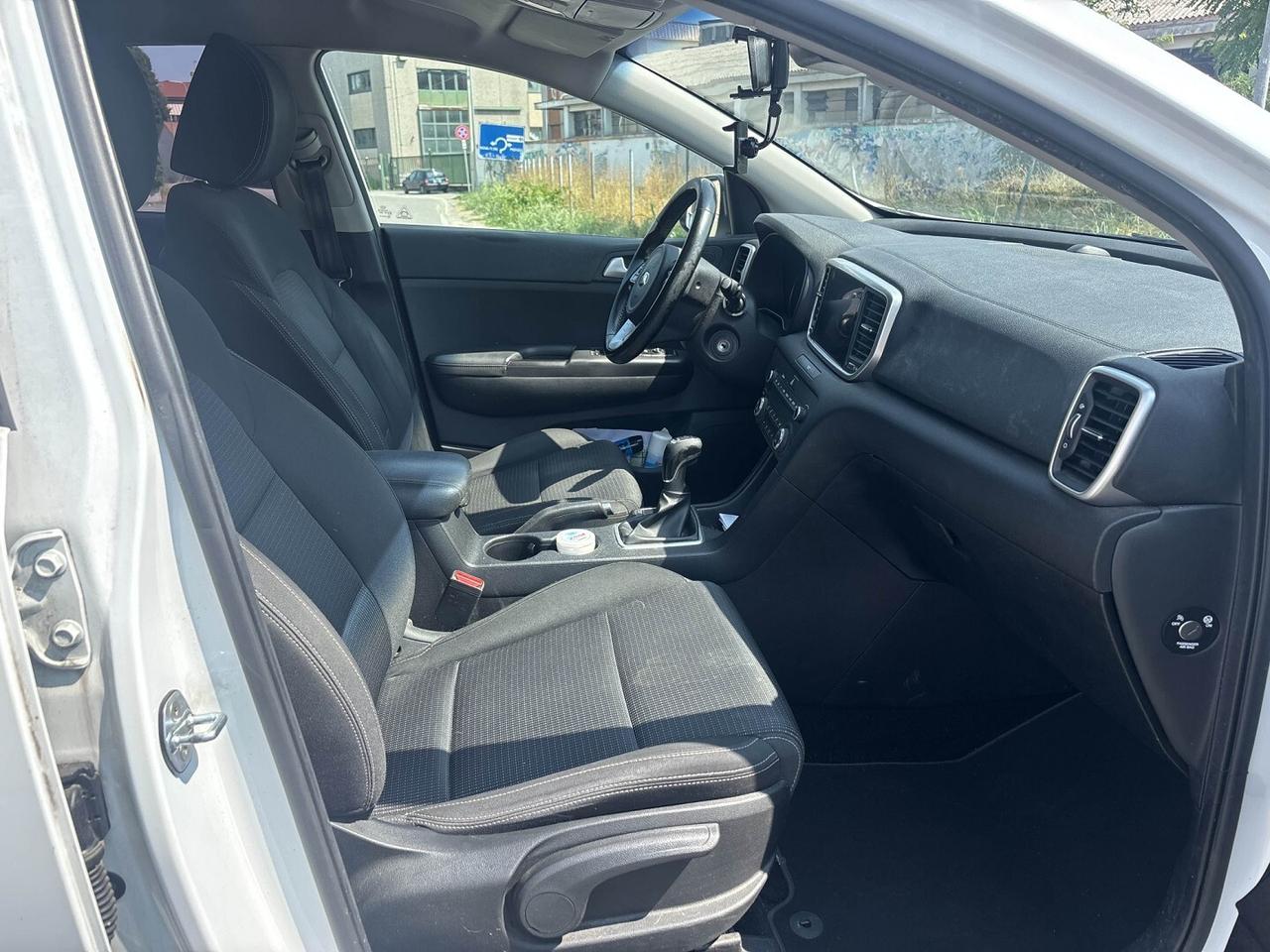 Kia Sportage 1.6 CRDI Mild Hybrid Black Edition