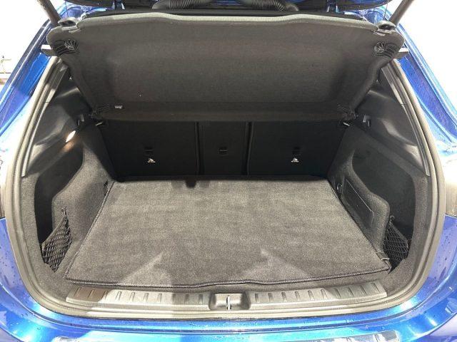 MERCEDES-BENZ EQA 250+ AMG Line Premium