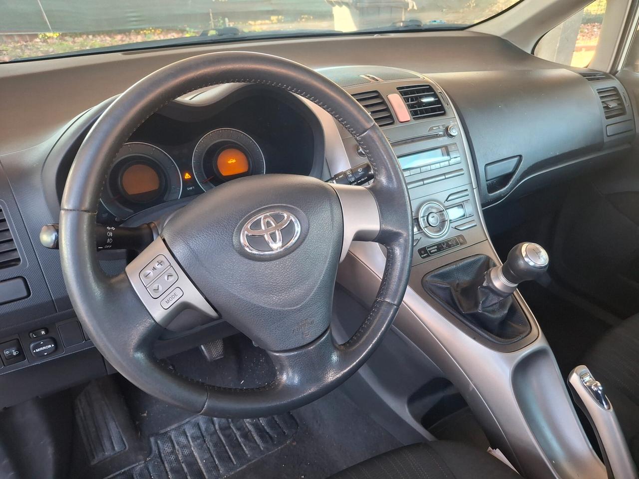 Toyota Auris 1.4 D-4D 5 porte Sol