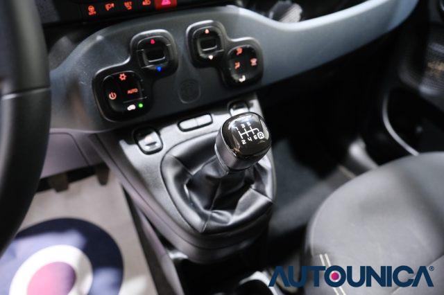FIAT Panda 1.0 FIREFLY S&S HYBRID GARMIN NEOPATENTATI