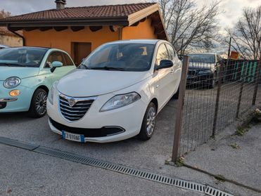 Lancia Ypsilon 1.2 69 CV 5 porte GPL