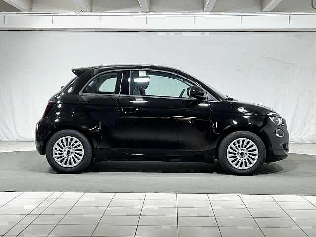 Fiat 500e Berlina 42 kWh KM ZERO
