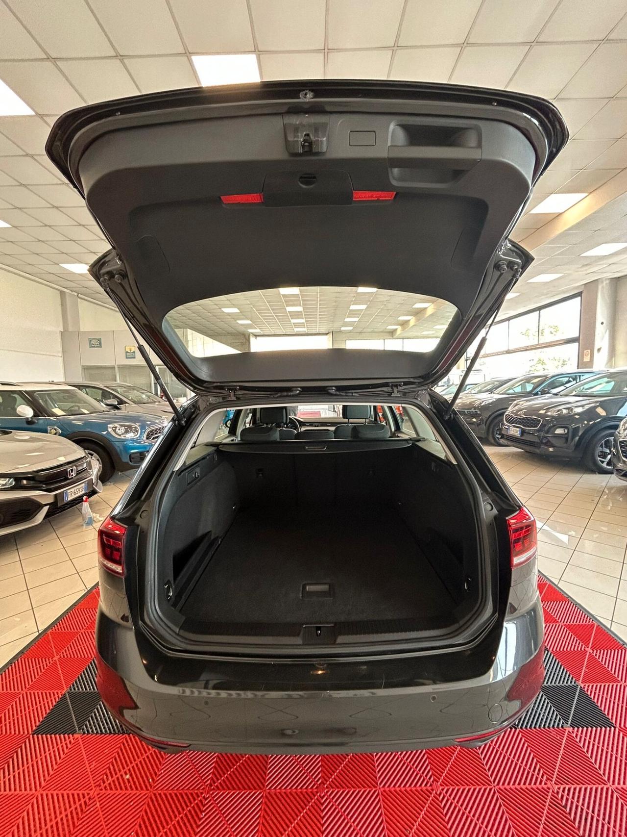 Volkswagen Passat Variant 2.0 TDI SCR EVO DSG Business