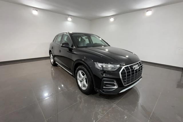 AUDI Q5 35 TDI S tronic Business Advanced