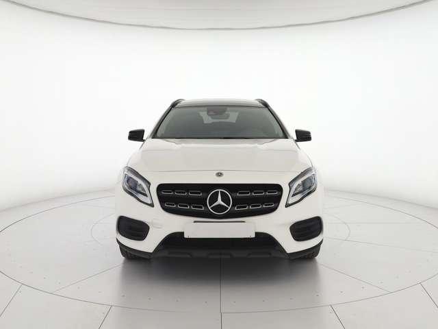 Mercedes-Benz GLA 200 200 d night edition auto