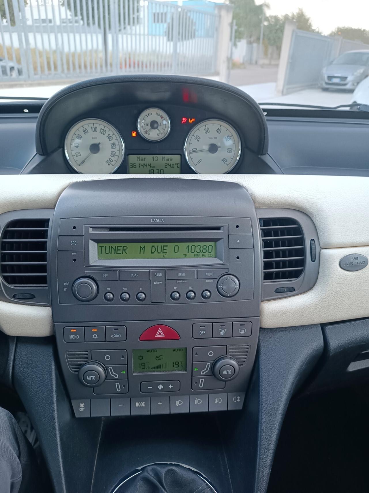 Lancia Ypsilon 1.3 Multijet Platino