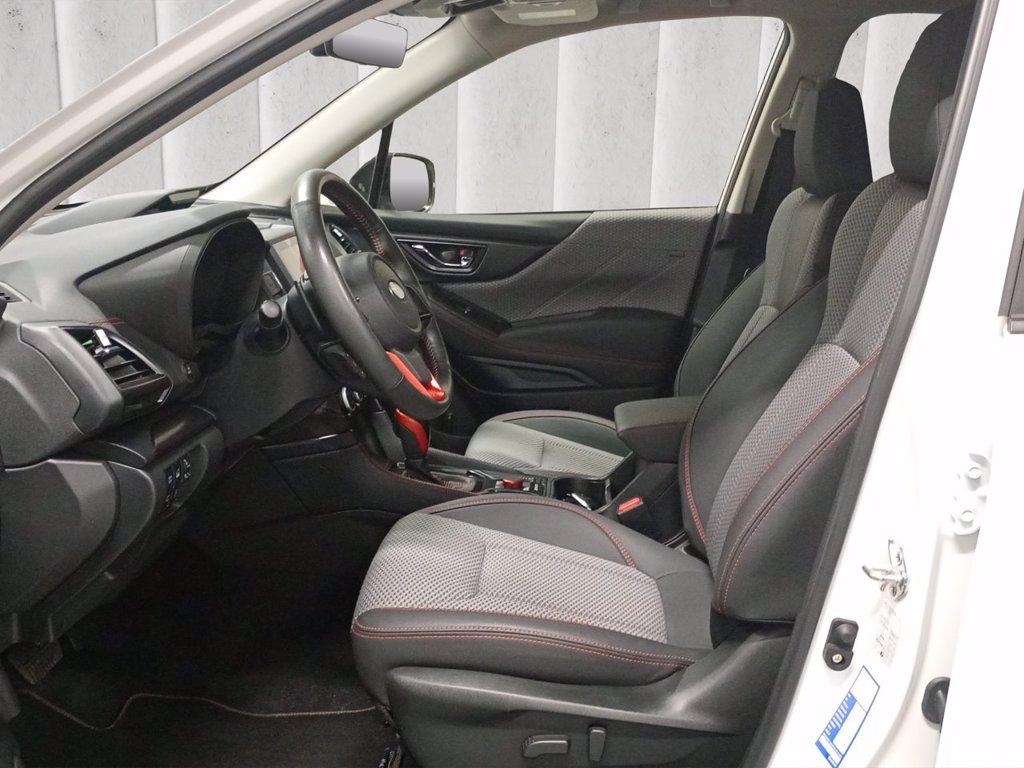 SUBARU Forester 2.0i e-boxer 4dventure lineartronic del 2024