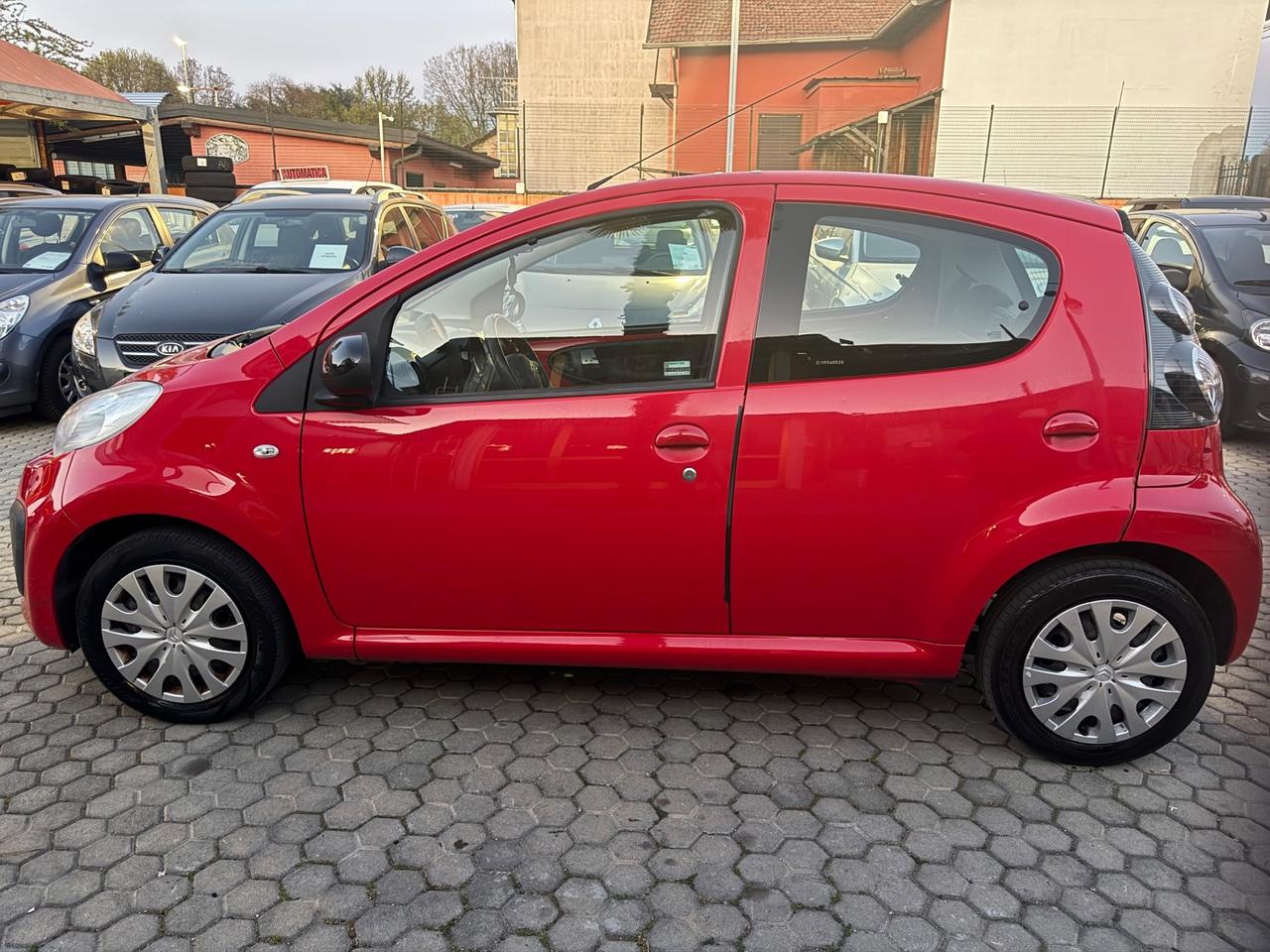 Citroen C1 1.0 5 porte ADATTA A NEOPATENTATI