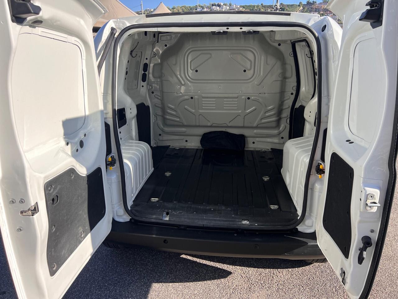 Fiat Fiorino 1.3 MJT 95CV Cargo SX