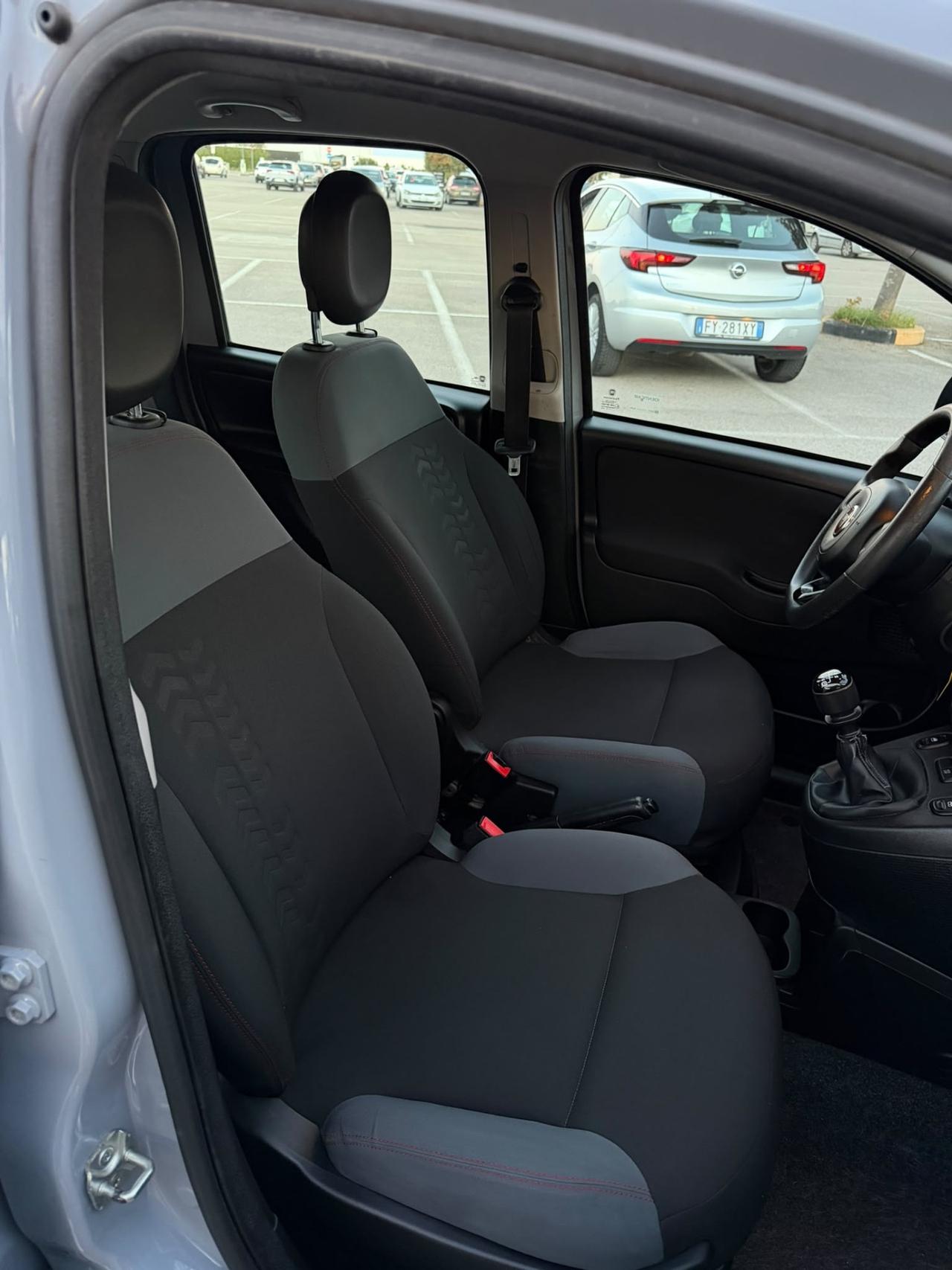 Fiat Panda 1.0 69CV BENZ-Hybrid 2020nuova garanzia