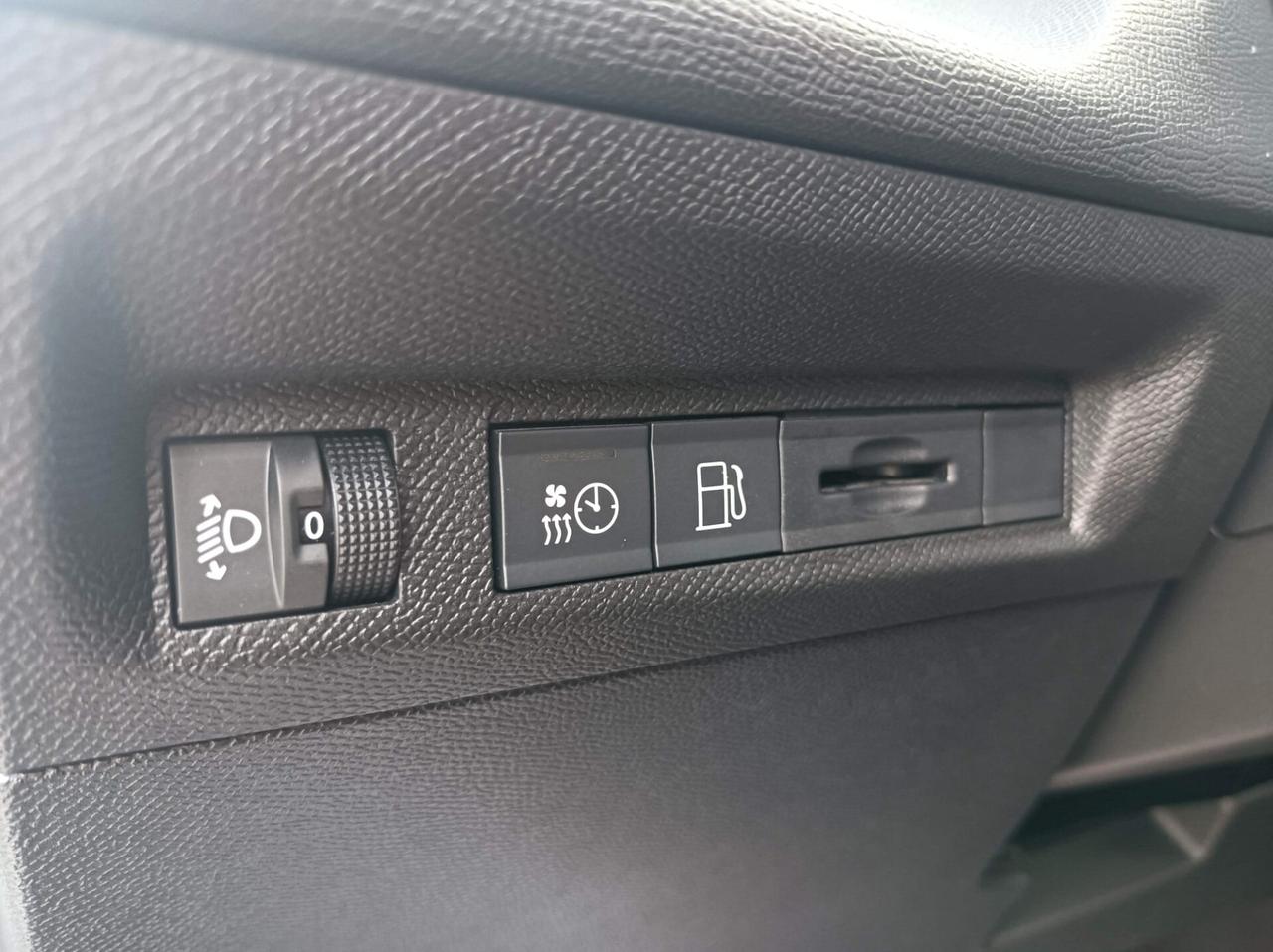 Peugeot 308 Plug-in Hybrid 180 e-EAT8 GT