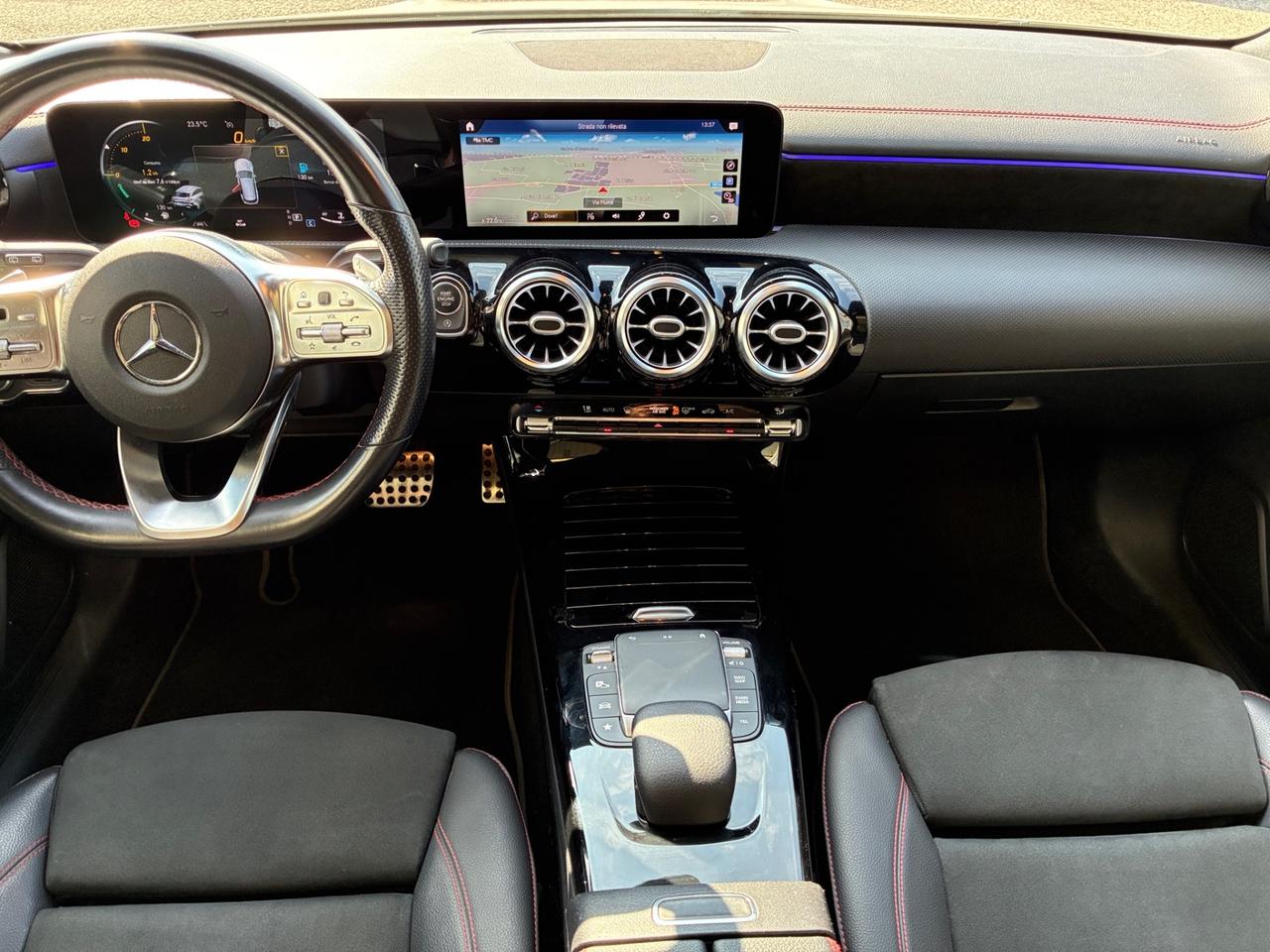 Mercedes CLA 220 d Shooting Brake Premium AMG