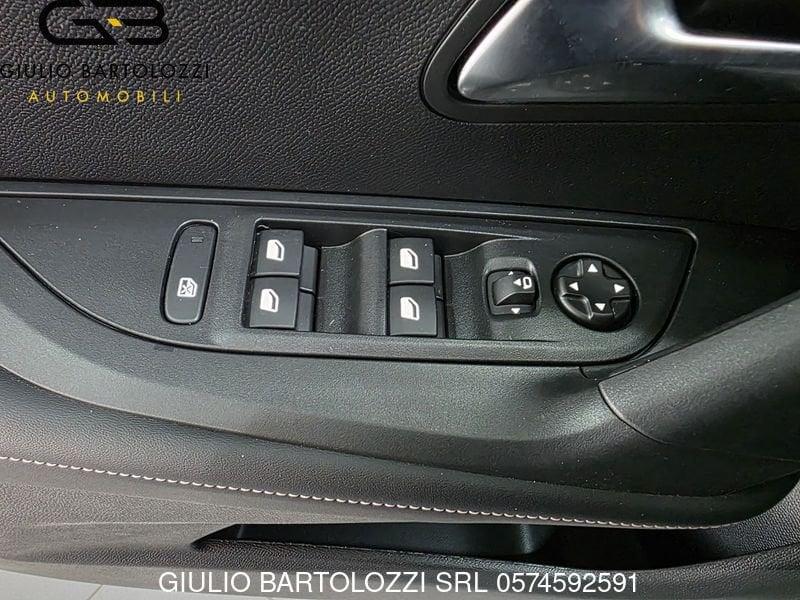 Peugeot 2008 2008 PureTech 130 S&S EAT8 Allure