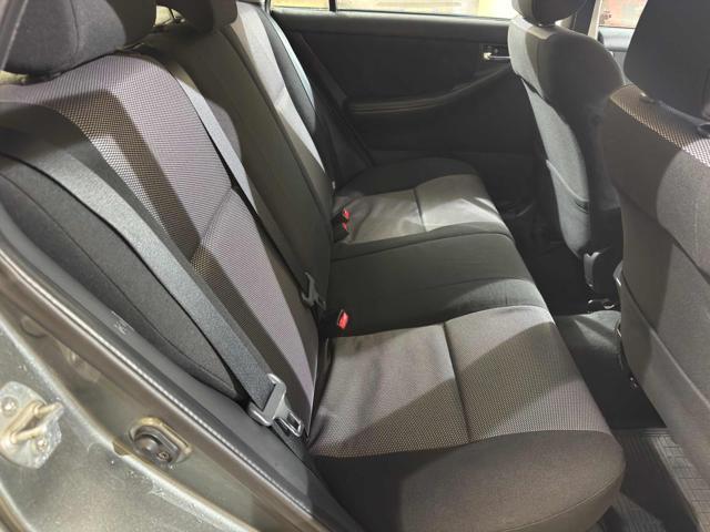 TOYOTA Corolla 2.0 16V D-4D 5 porte Sol ESP