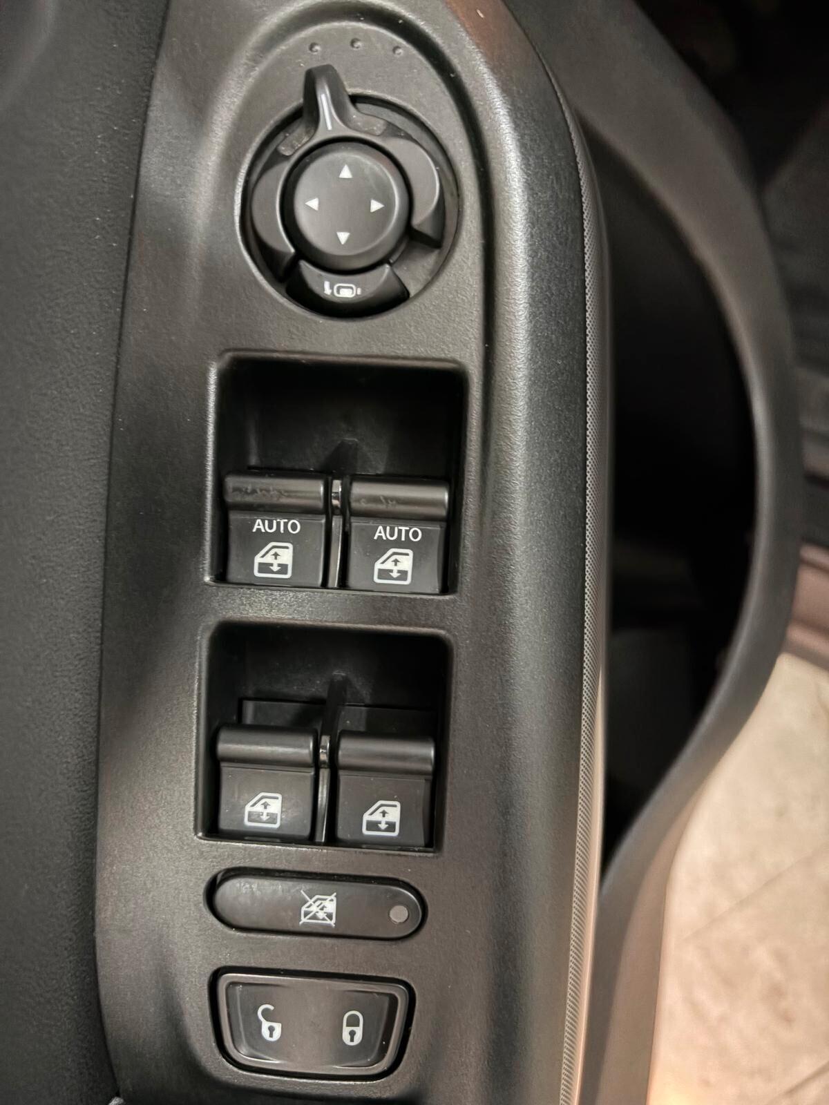 FIAT 500X 1.6 MJT 120 CV LOUNGE "PARI AL NUOVO"