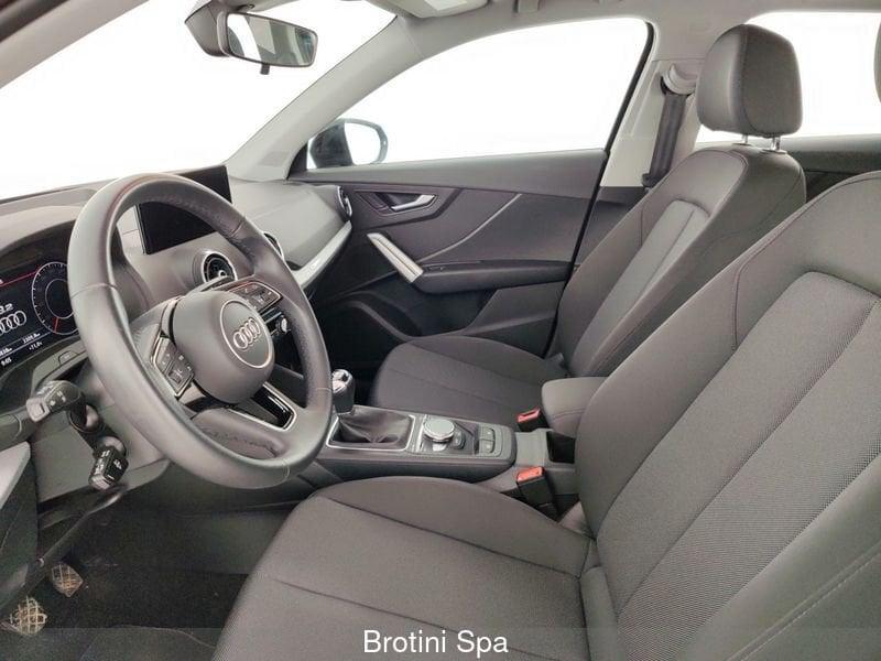 Audi Q2 1.0 30 TFSI BUSINESS ADVANCED
