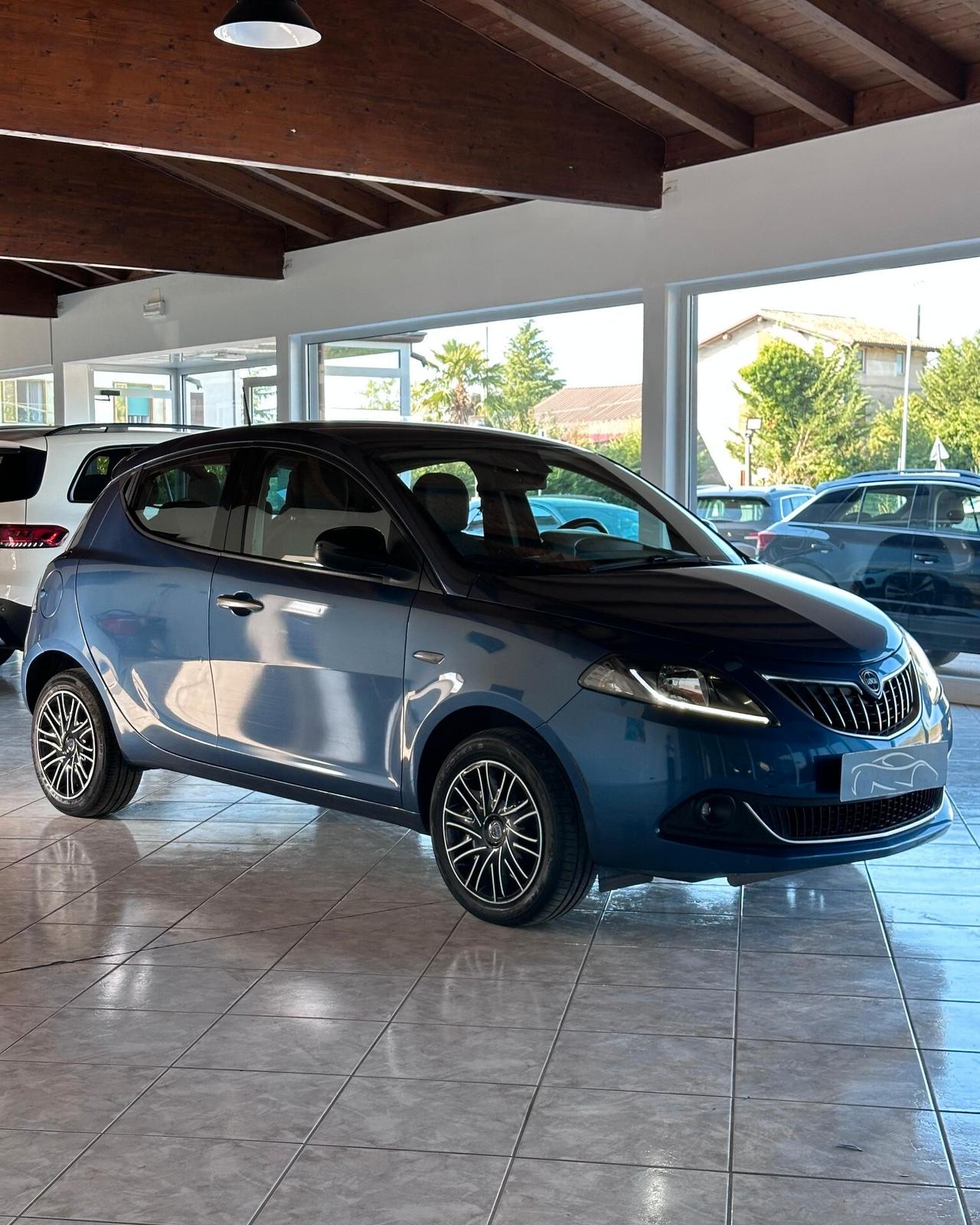 Lancia Ypsilon 1.0 FireFly 5 porte S&S Hybrid Gold