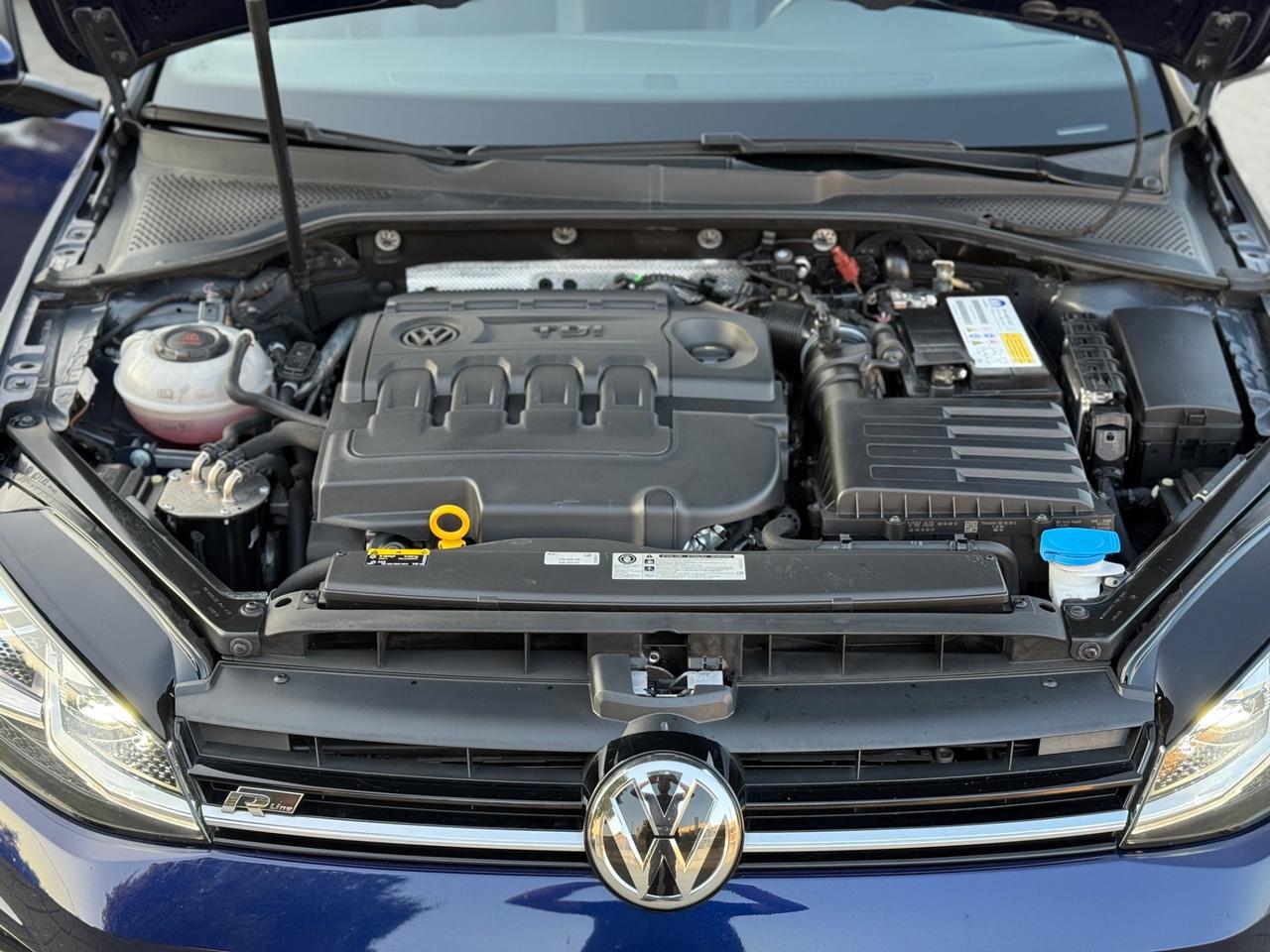 Volkswagen Golf 7.5 2.0 150 CV R-Line totale
