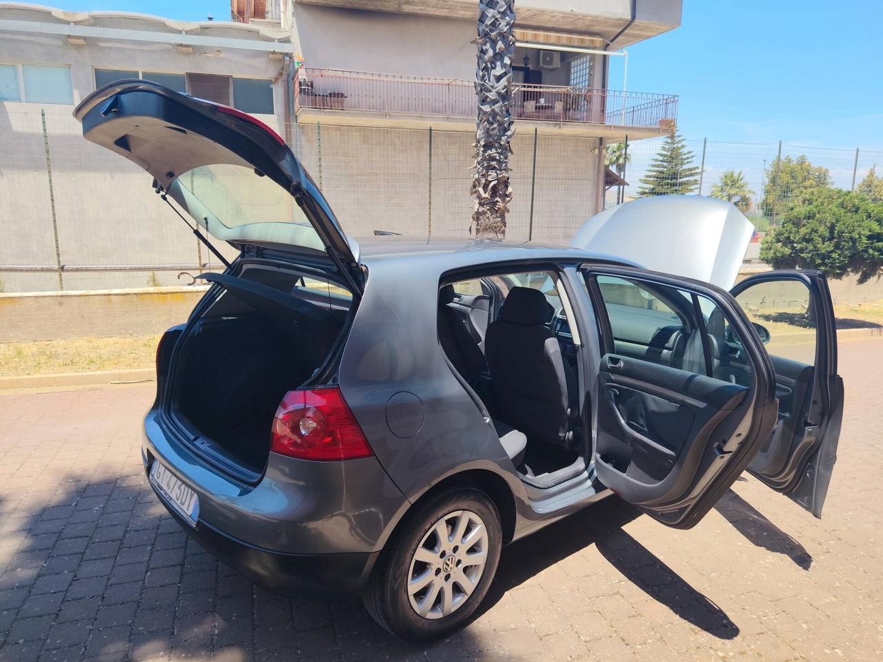 Volkswagen Golf 1.9 TDI 5p. Comfortline