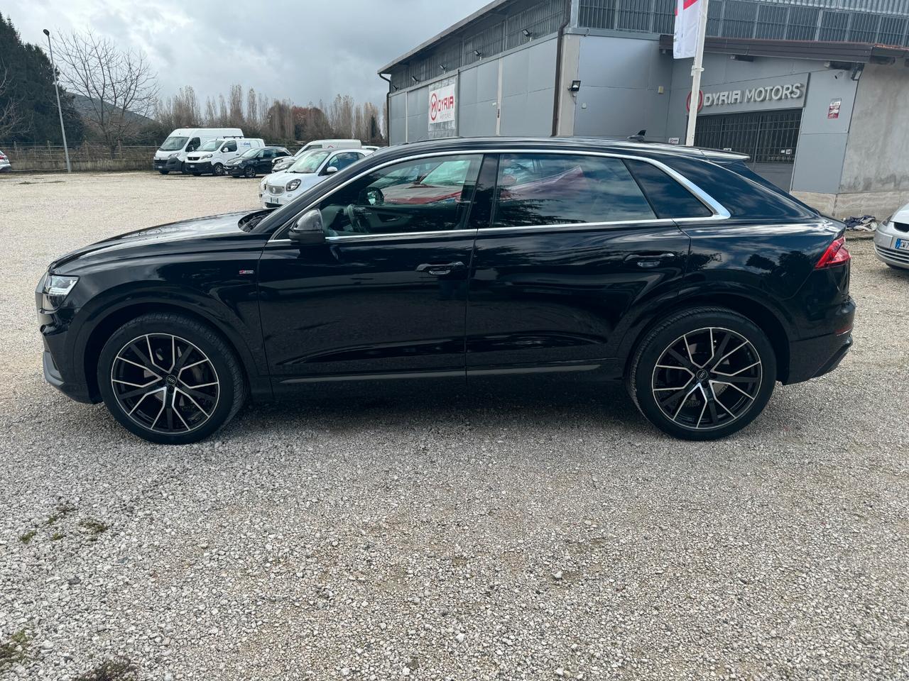 Audi Q8 50 TDI 286 CV Sport S-LINE QUATTRO