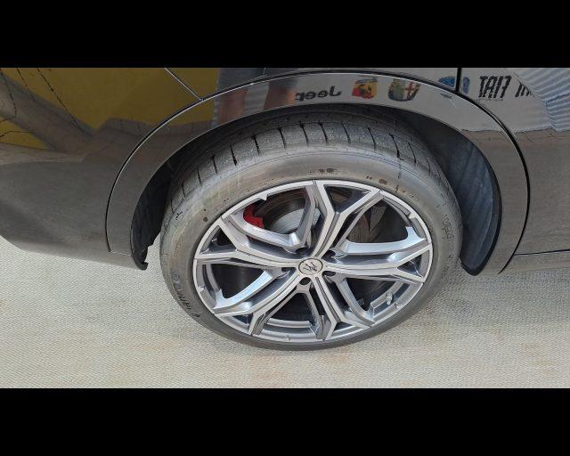 MASERATI Levante 3.0 V6 Gransport 275cv auto