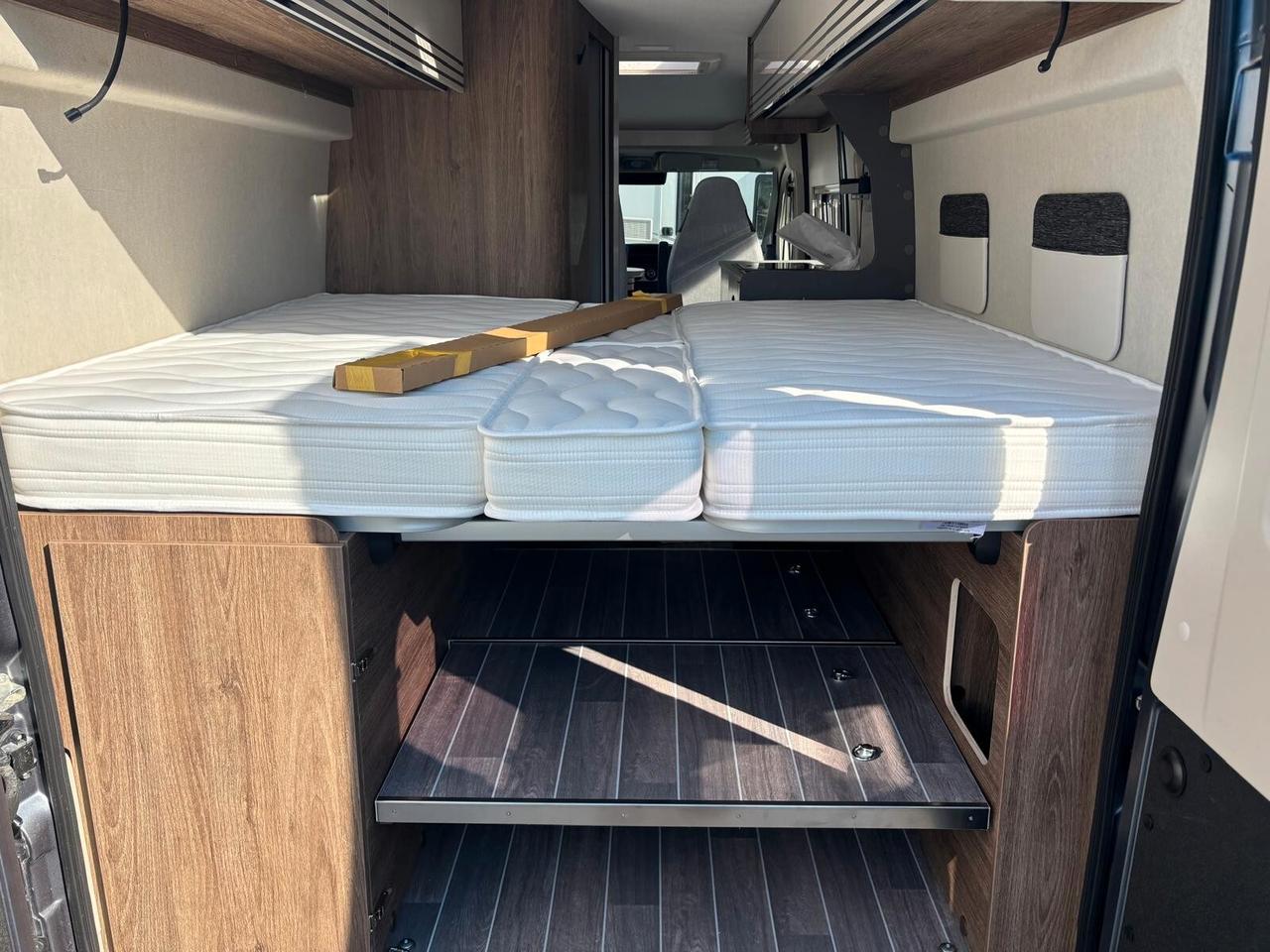 Ci International Kyros Duo Elite camper
