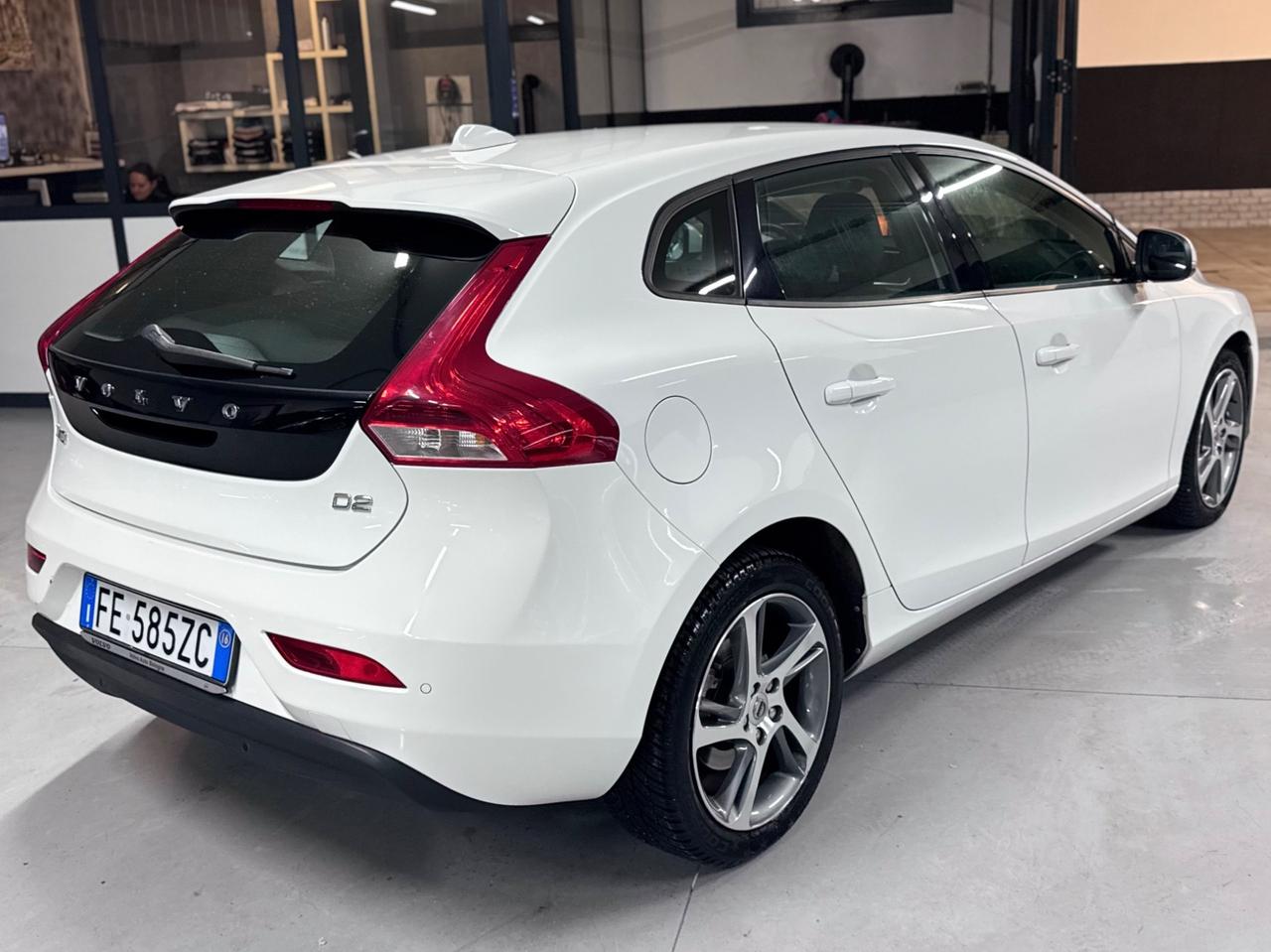 Volvo V40 R 2.0 Diesel 110cv Auto 2016 Euro 6b