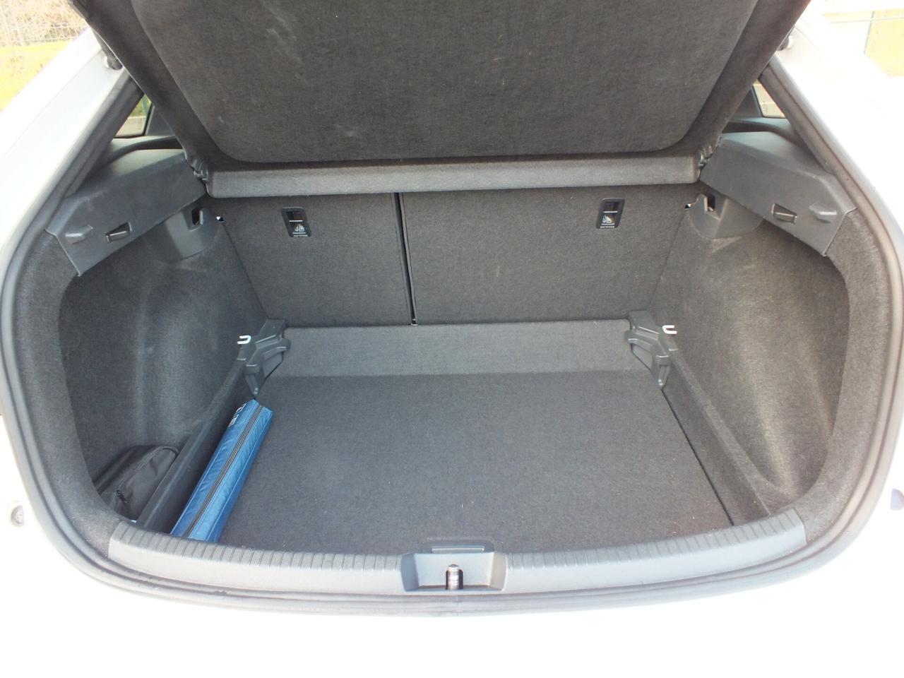 VW TAIGO TSI 110 CV DSG R-LINE -TETTO ADAPTIVE CRUIS C.