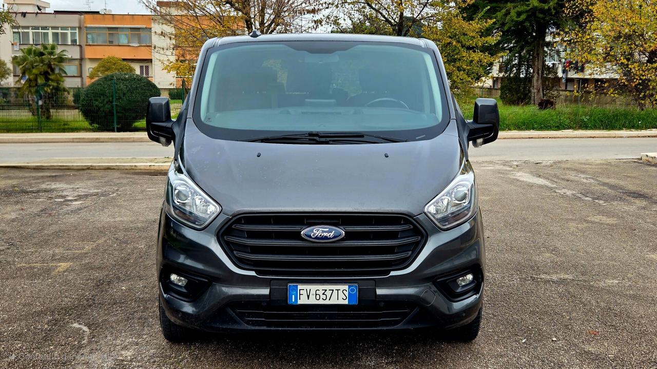 Ford Transit Custom 9 Posti Titanium prolungato Uni pro