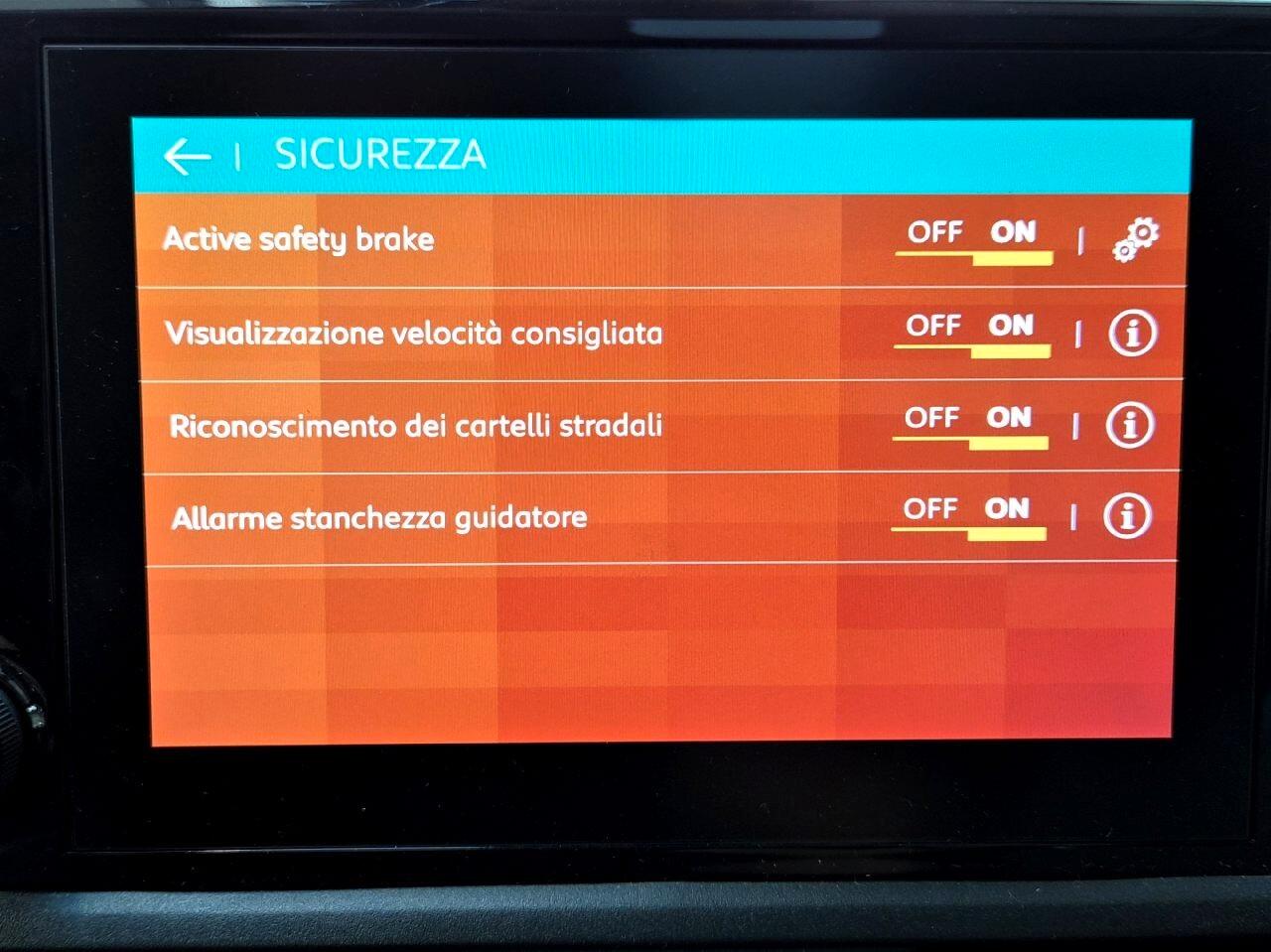 Citroen Berlingo 1.2 M Shine FULL Opt.