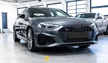 AUDI A4 45 TFSI quattro S tronic S line edition