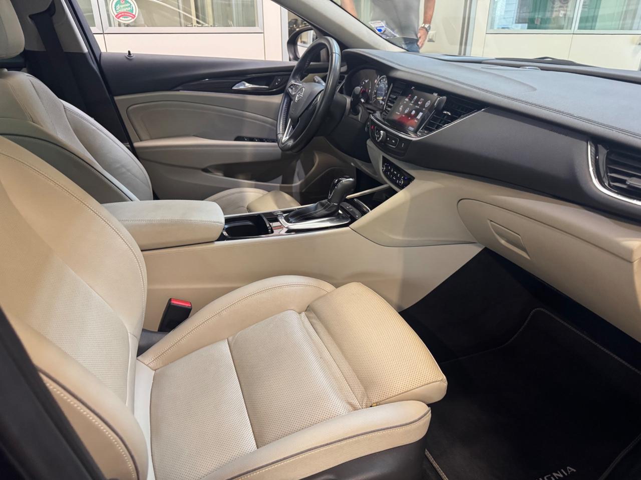 Opel Insignia 1.6 CDTI 136 CV Grand Sport Innovation