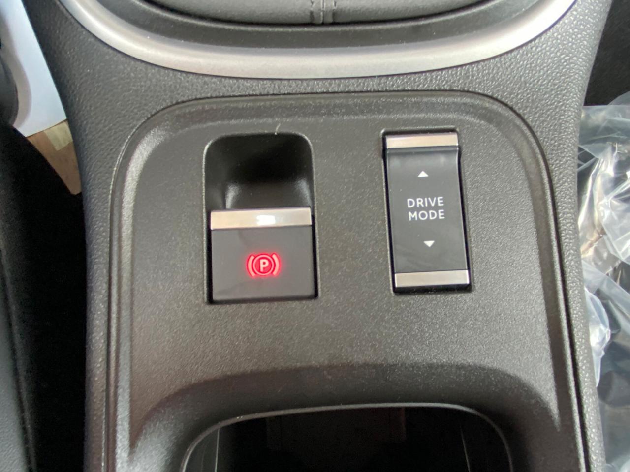 Jeep Avenger 1.2 Turbo 100 CV Summit Pack INFOTAINMENT
