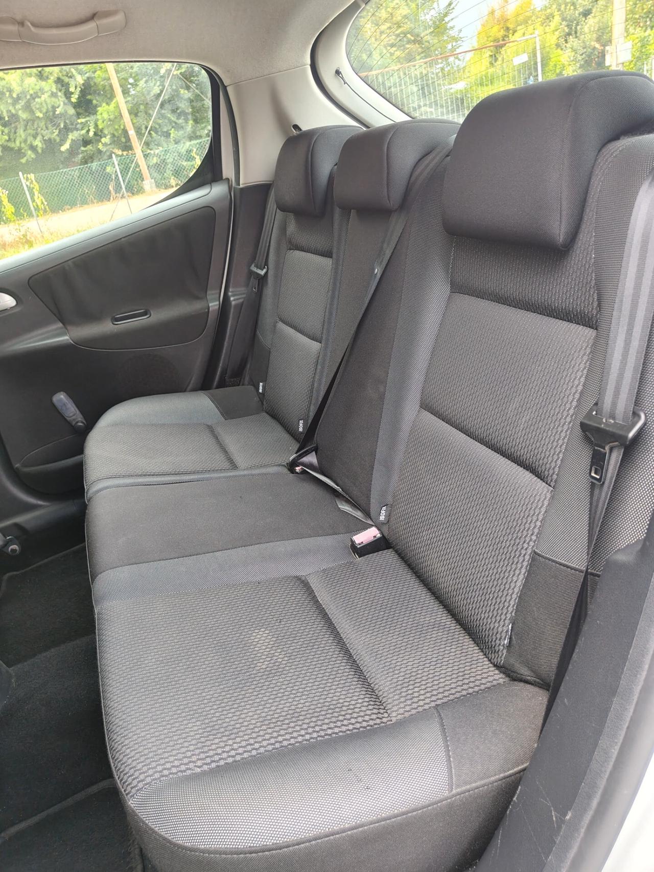 Peugeot 207 1.4 8V 75CV 5p. X Line ECO GPL