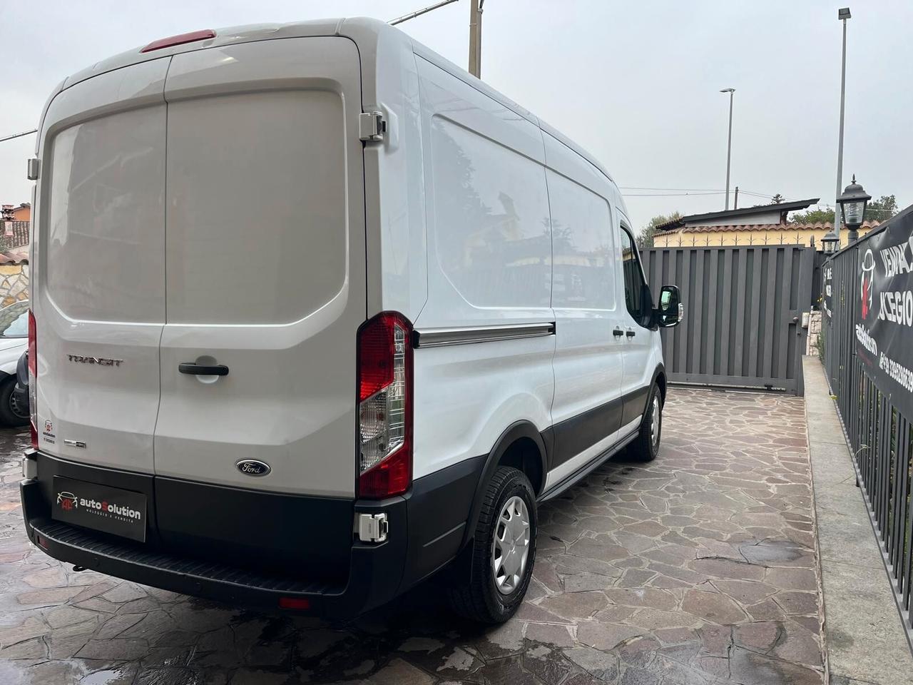 Ford Transit 2.0 Eco Blue Hybrid 130 CV H2L2