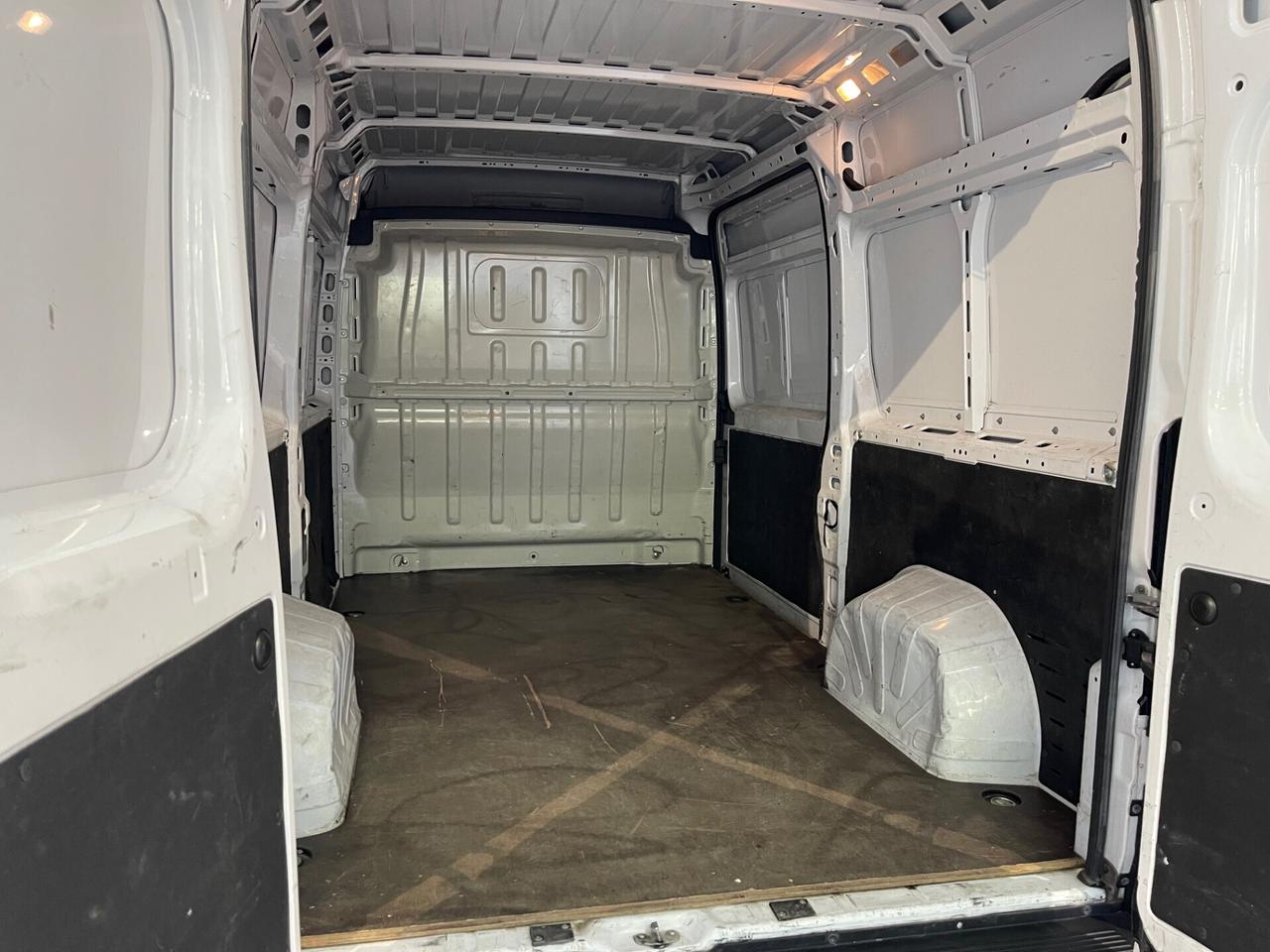 Fiat Ducato 33 2.2 MJT 140CV PM-TM