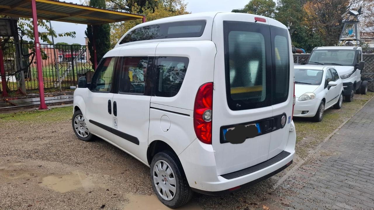 FIAT DOBLO' 1.6 JTD TRASPORTO DISABILI