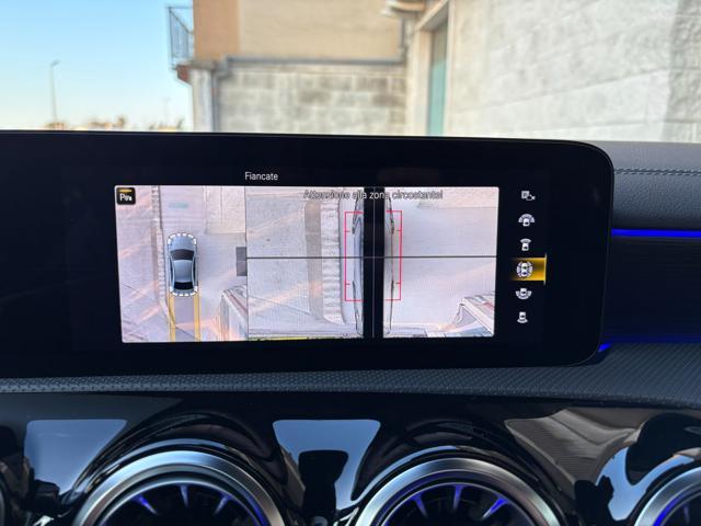 MERCEDES-BENZ A 220 d Automatic Premium Sedan TETTO-PACK NIGHT