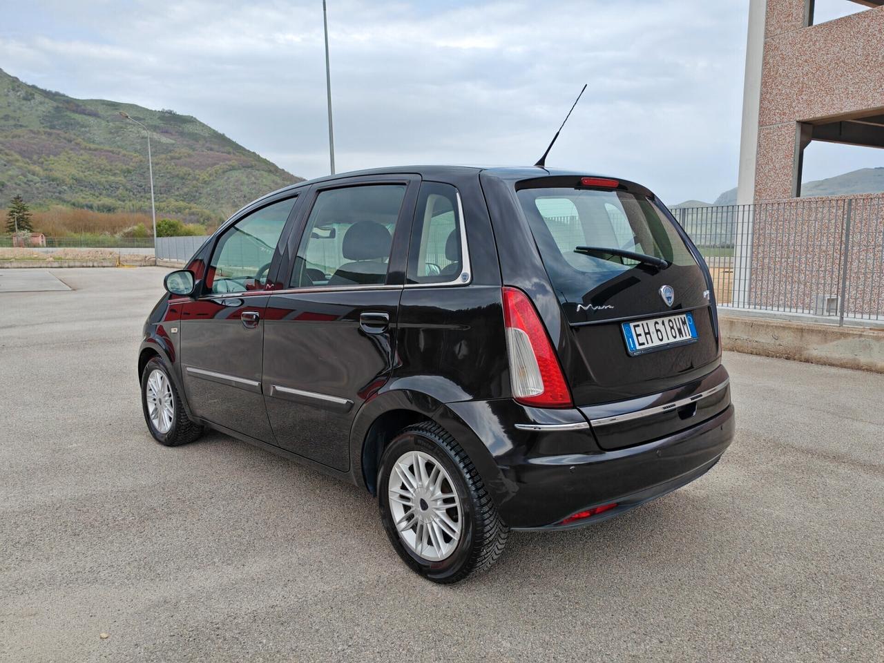 Lancia MUSA 1.3 Mjt 95 CV Platinum