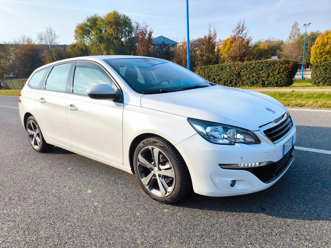 PEUGEOT 308 STATION WAGON 1,6 BLUEHDI-2016- EURO 6B