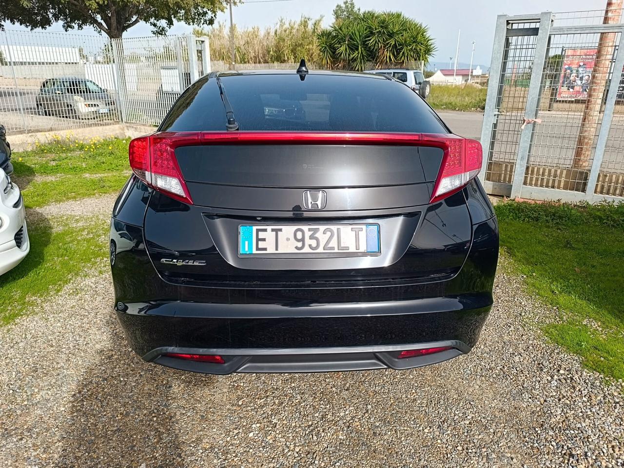 Honda Civic 1.4 i-VTEC Elegance