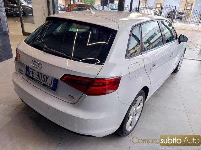 AUDI A3 1.6 TDI S tronic Business