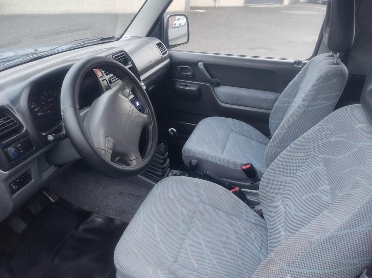 Suzuki Jimny 1.3i 16V cat 4WD JLX