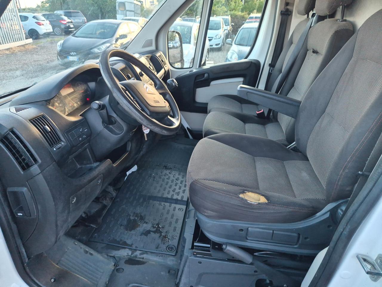 Peugeot jumper