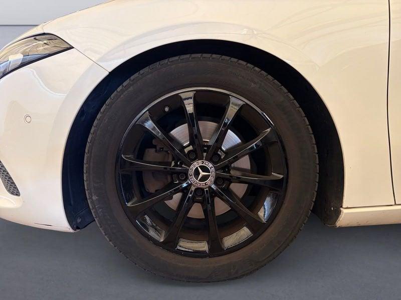 Mercedes-Benz Classe A A 180 d Automatic Sport